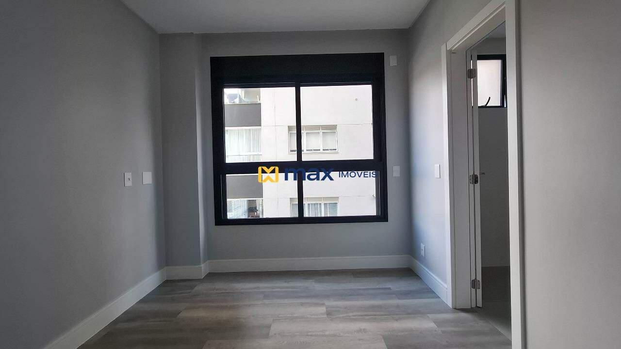 Apartamento à venda no Praia Brava: Suíte 