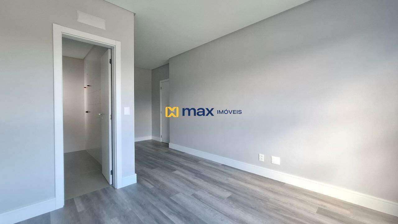 Apartamento à venda no Praia Brava: Suíte 2