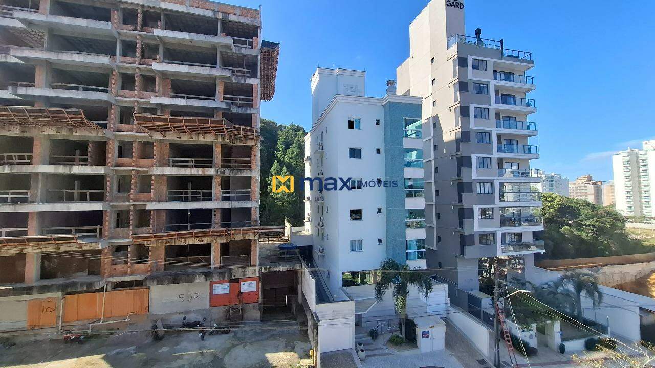 Apartamento à venda no Praia Brava: Sacada com churrasqueira