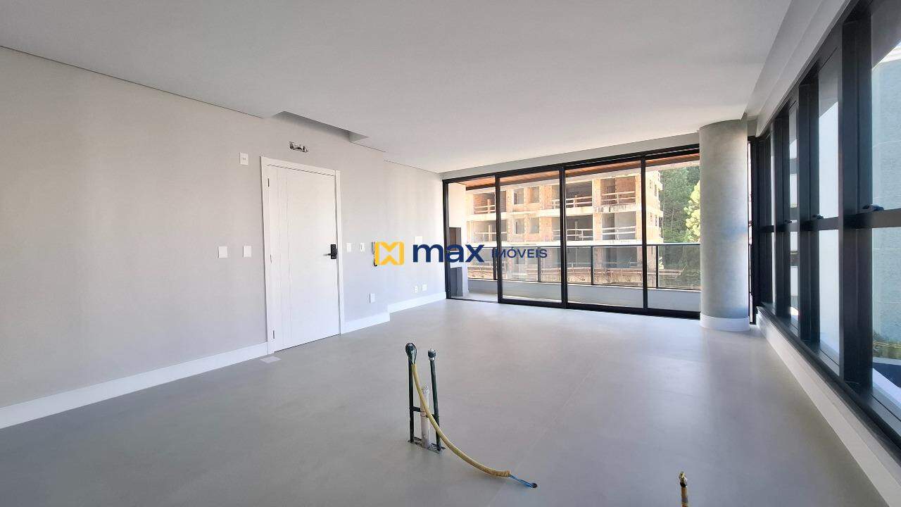 Apartamento à venda no Praia Brava: Living integrado
