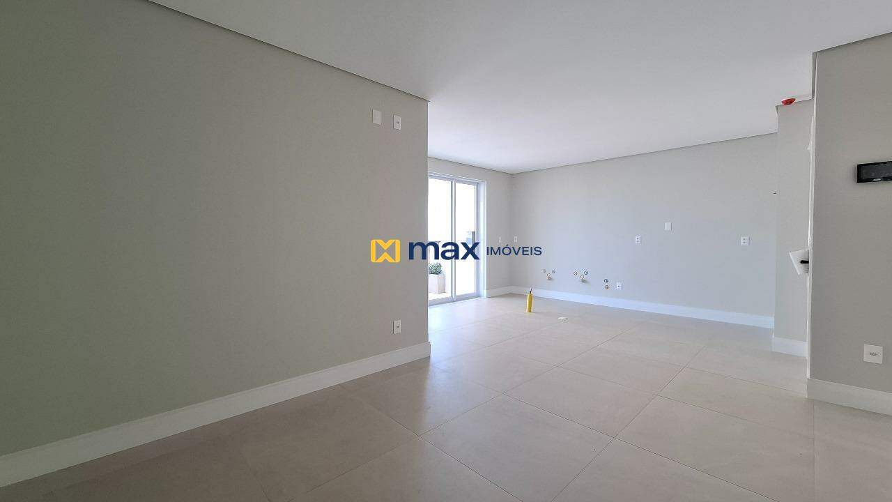 Apartamento à venda no Fazenda: Living integrado