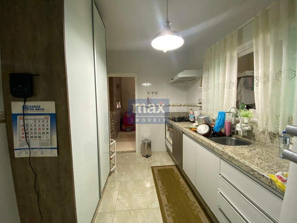 Casa à venda no Centro: 