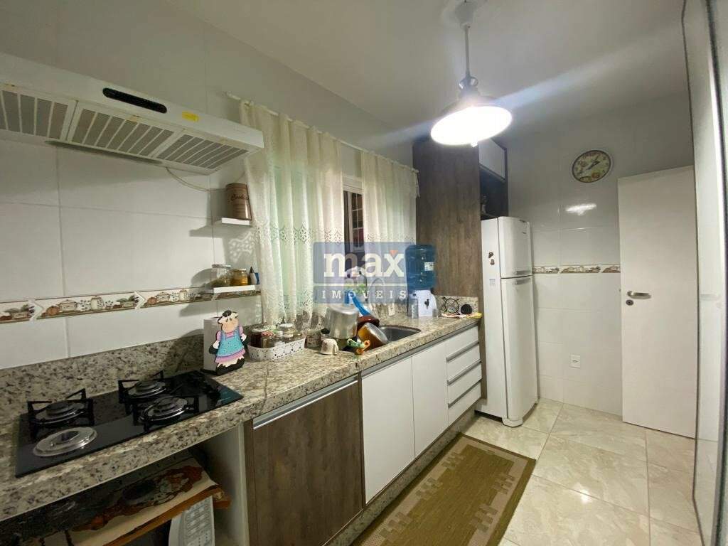 Casa à venda no Centro: 