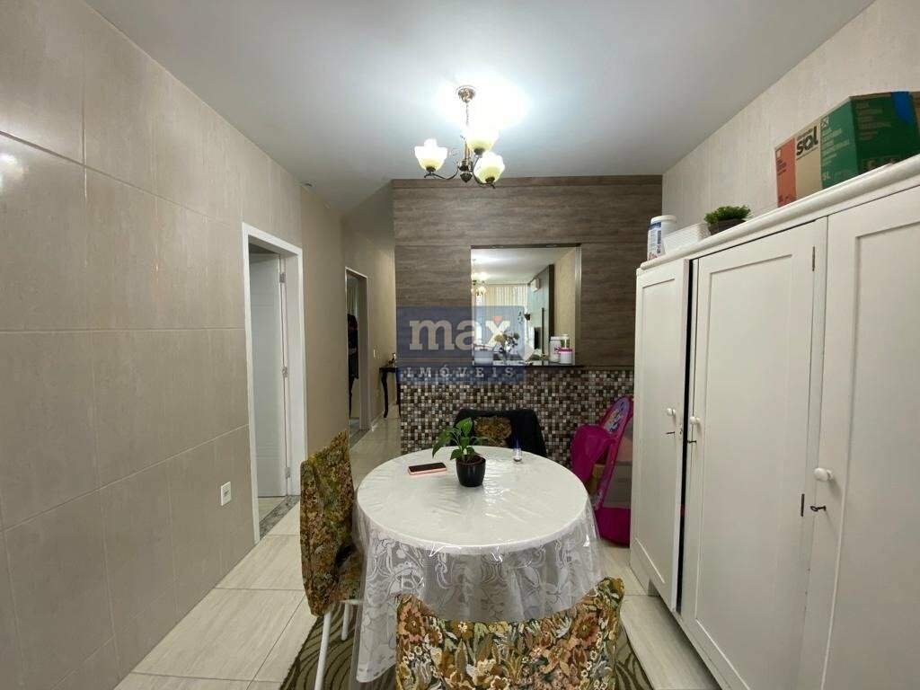 Casa à venda no Centro: 