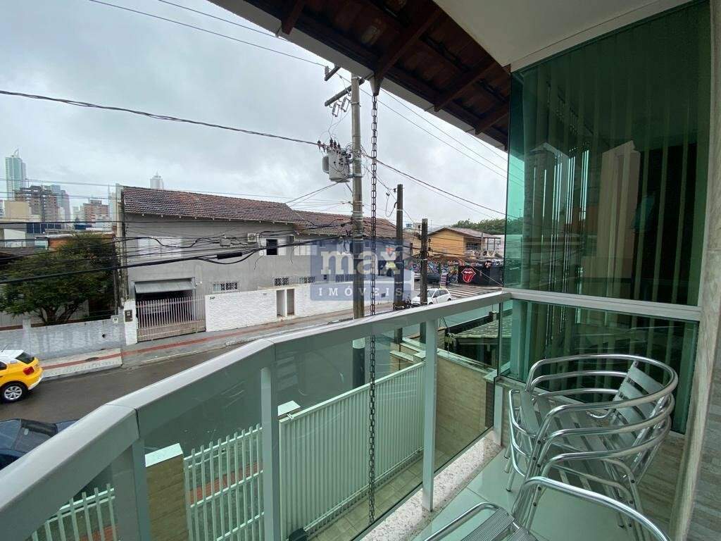 Casa à venda no Centro: 