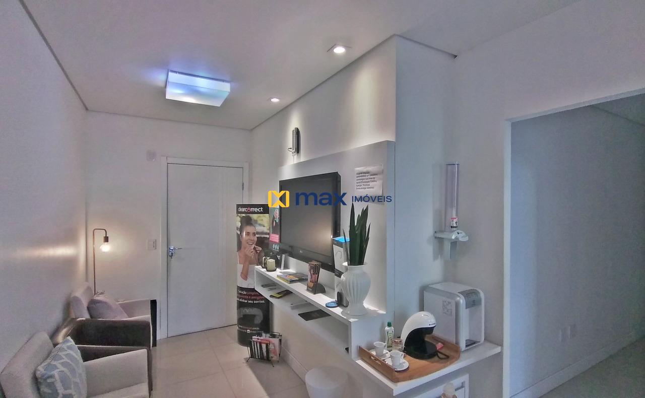 Sala à venda no Centro: 