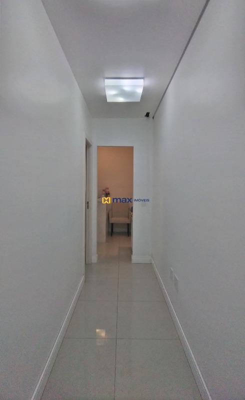 Sala à venda no Centro: 