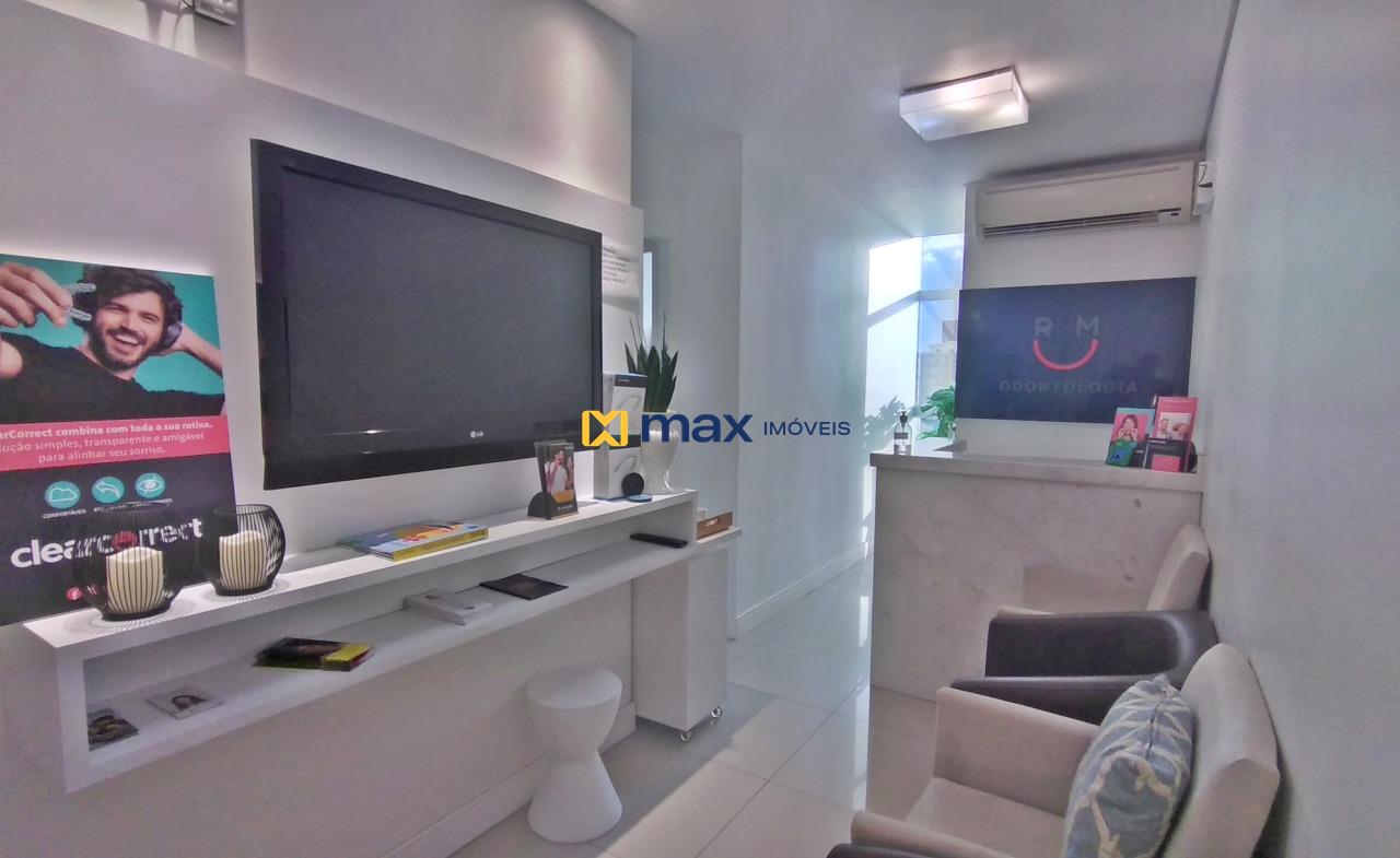 Sala à venda no Centro: 