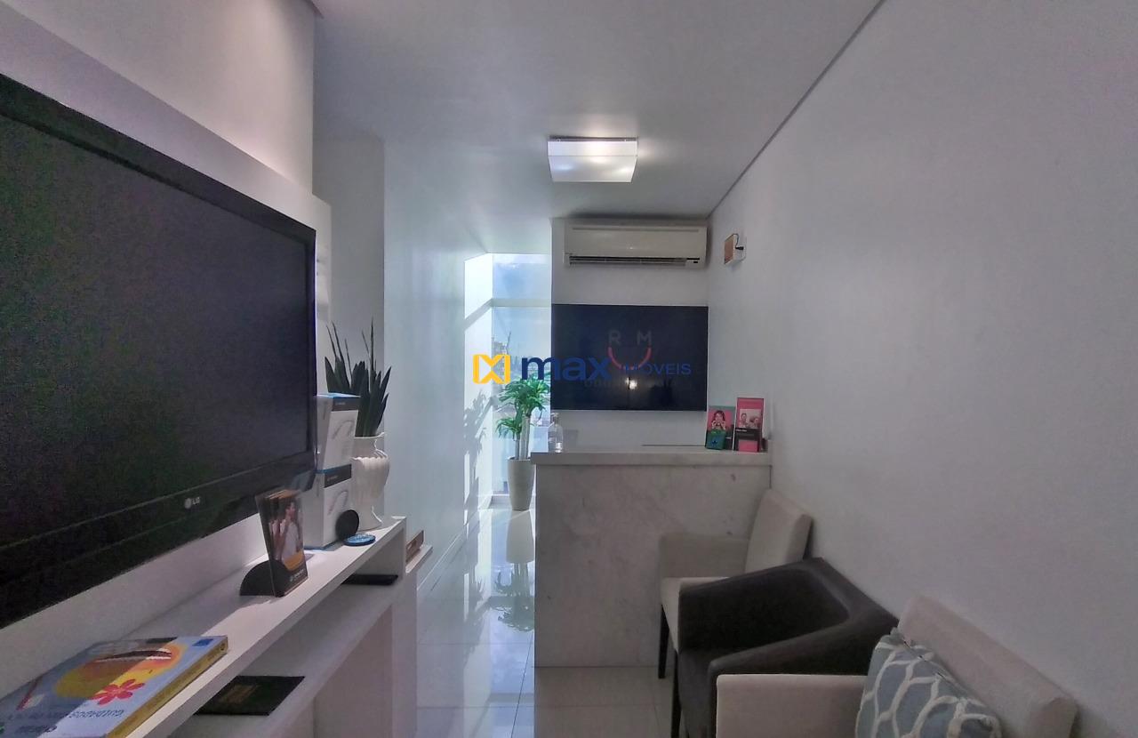 Sala à venda no Centro: 