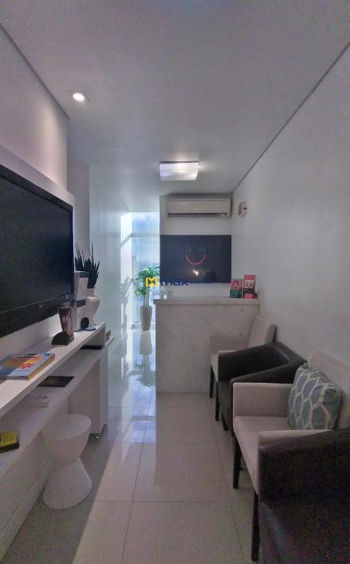 Sala à venda no Centro: 