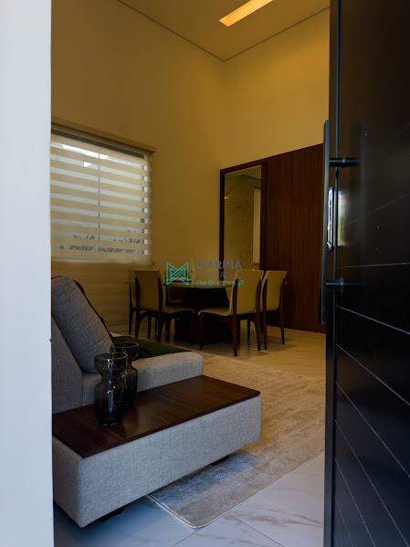 Casa em condomínio à venda no Condomínio Golden Class: 