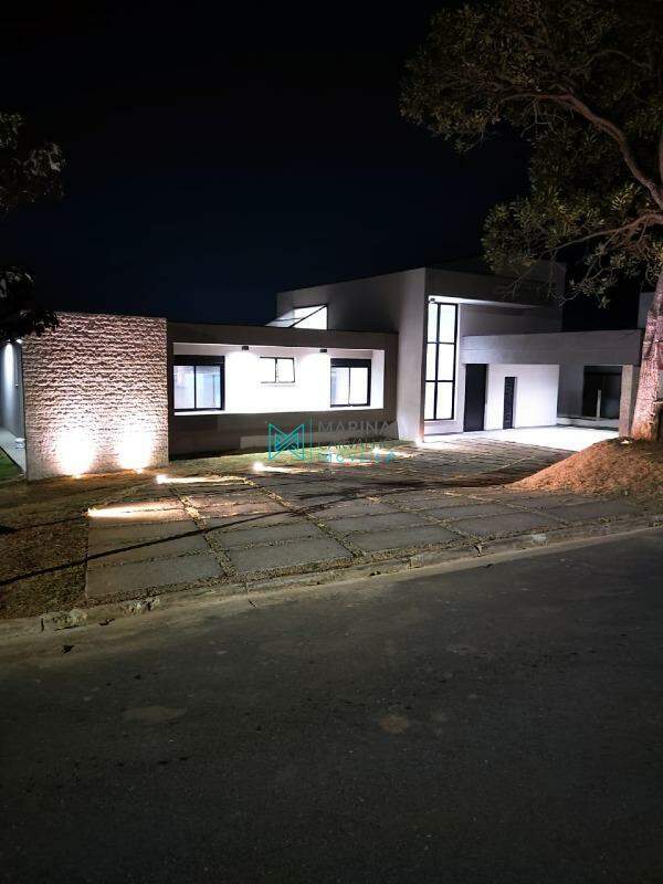 Casa em condomínio à venda no Condomínio Real Monte Ville: 