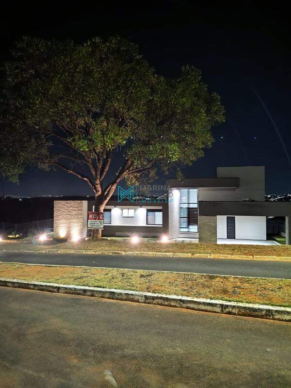 Casa em condomínio à venda no Condomínio Real Monte Ville: 