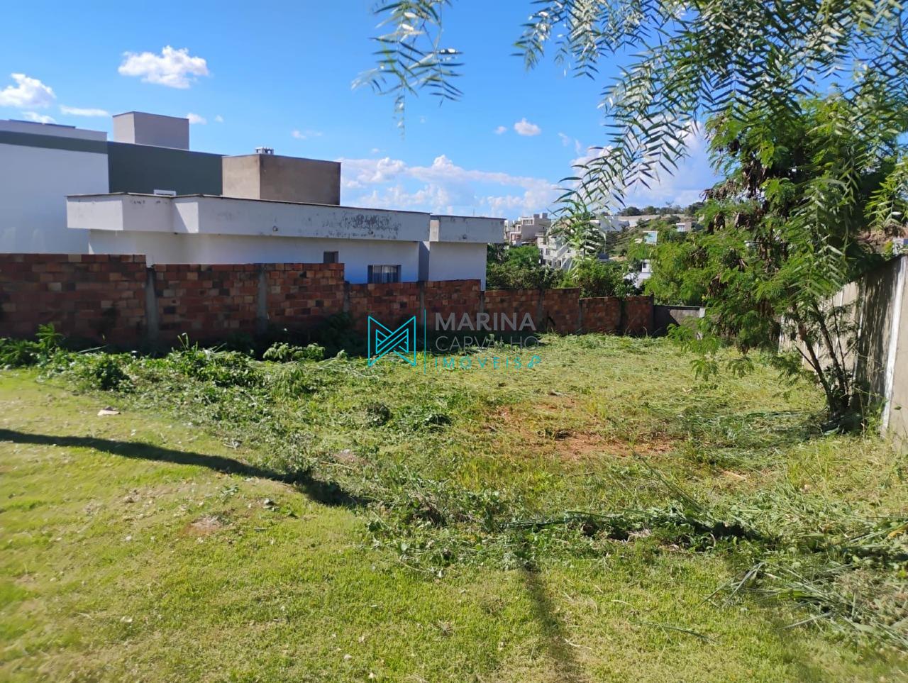 Lote em condomínio à venda no Condomínio Golden Class: 