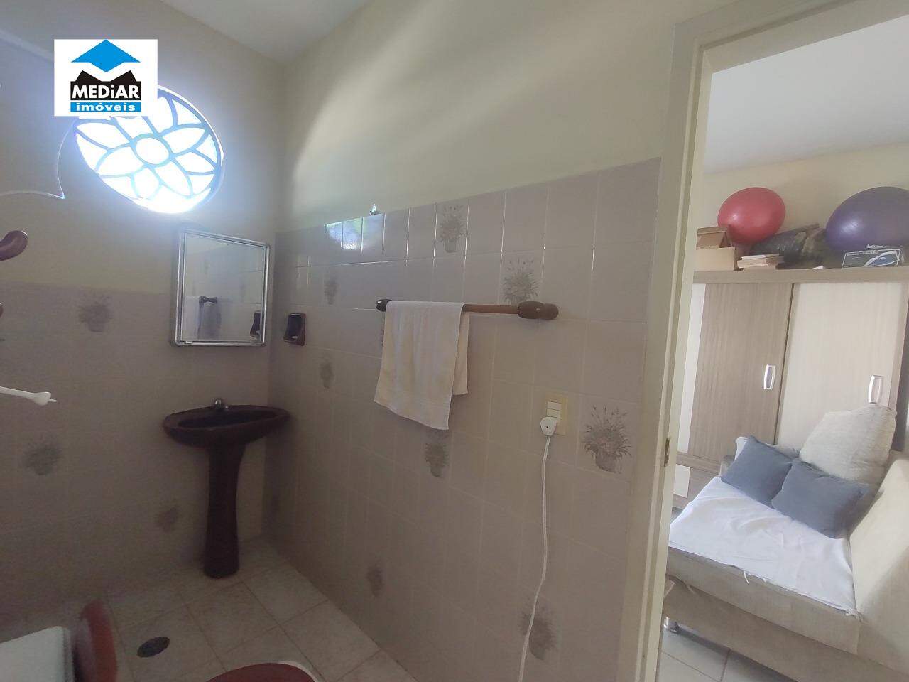 Casa à venda com 2 quartos, 130m² - Foto 19