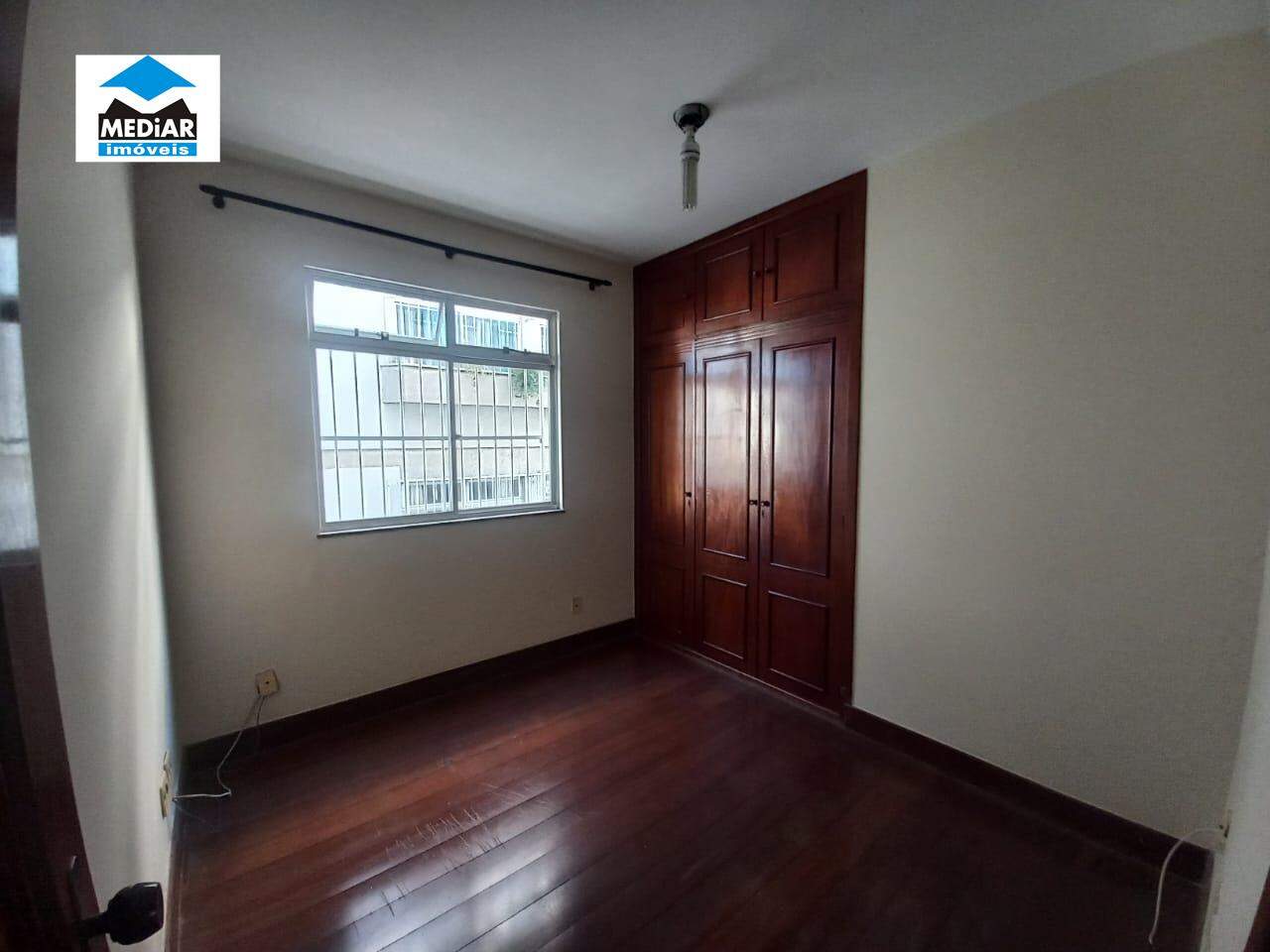 Apartamento para alugar com 3 quartos, 85m² - Foto 5