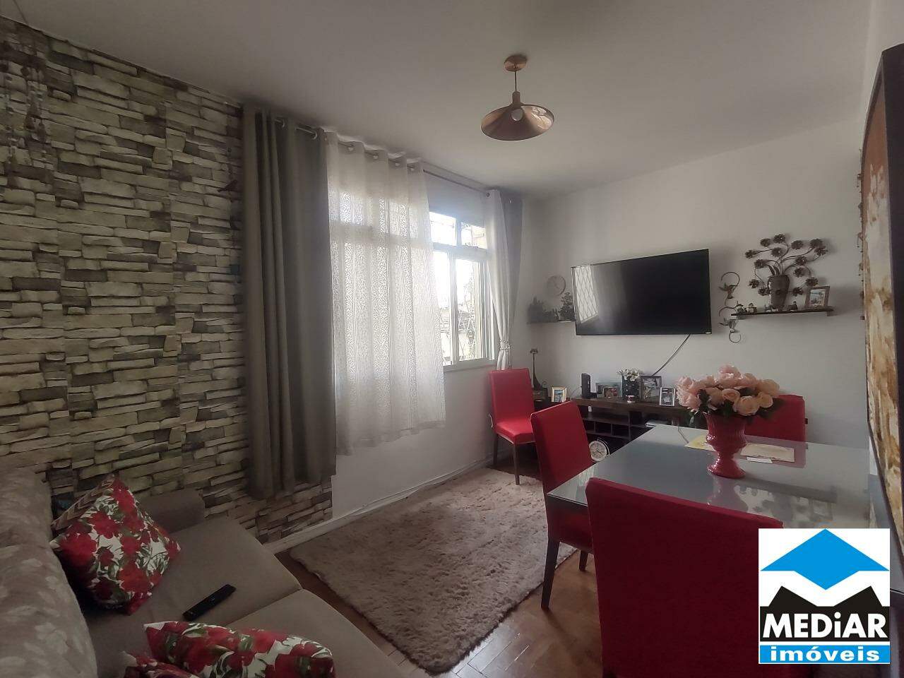 Apartamento à venda com 2 quartos, 68m² - Foto 1