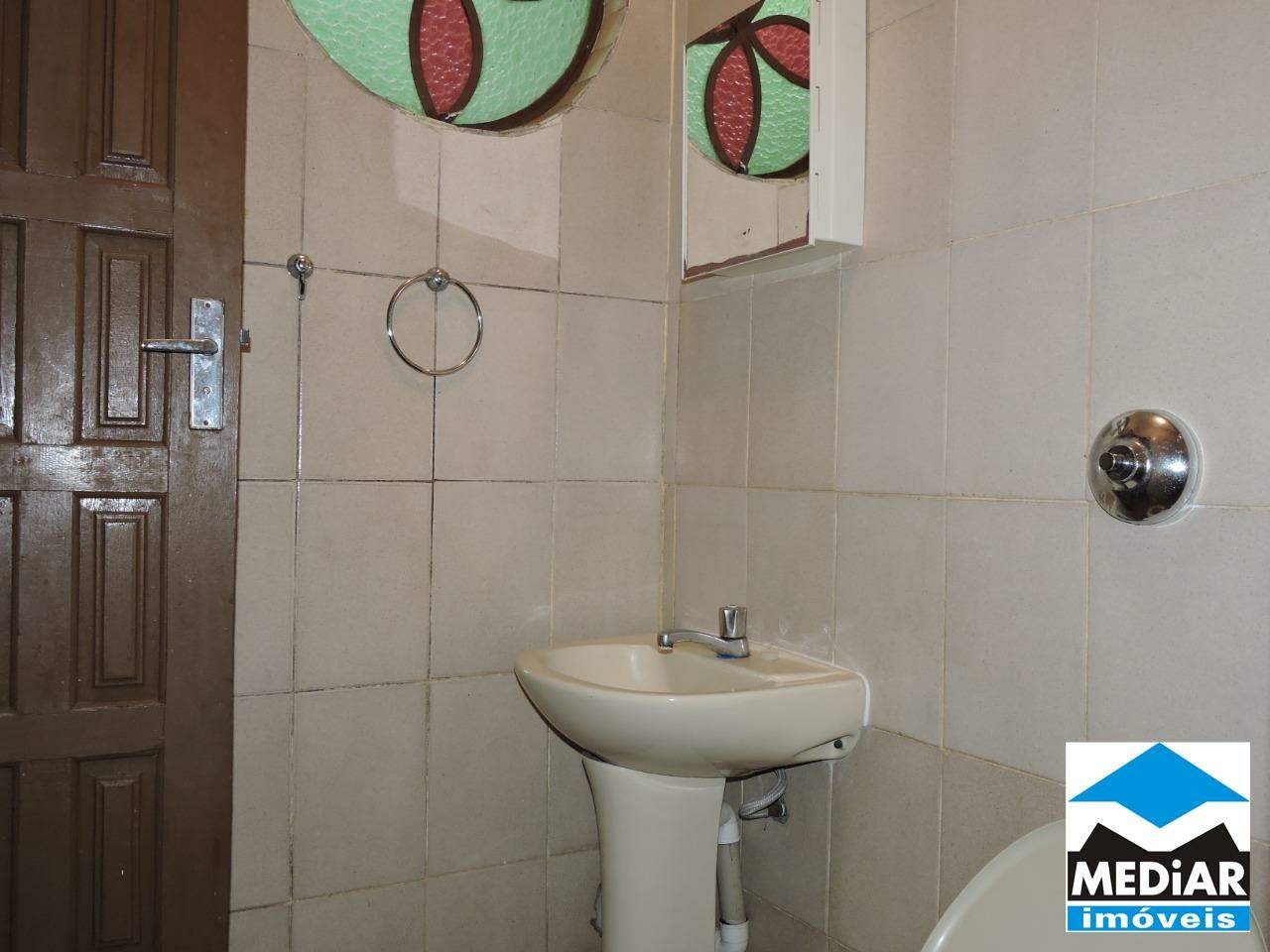 Casa para alugar com 2 quartos, 45m² - Foto 9