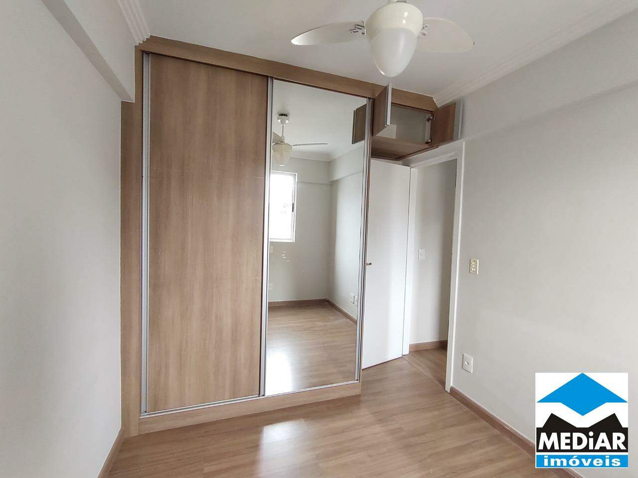 Apartamento para alugar com 3 quartos, 82m² - Foto 10