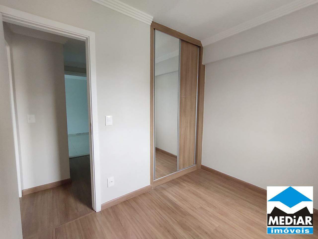 Apartamento para alugar com 3 quartos, 82m² - Foto 13