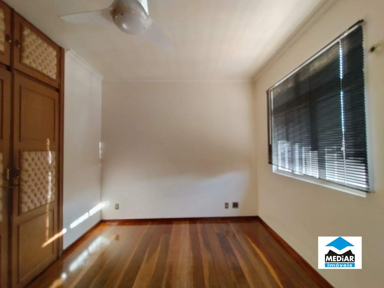 Cobertura para alugar com 4 quartos, 227m² - Foto 15