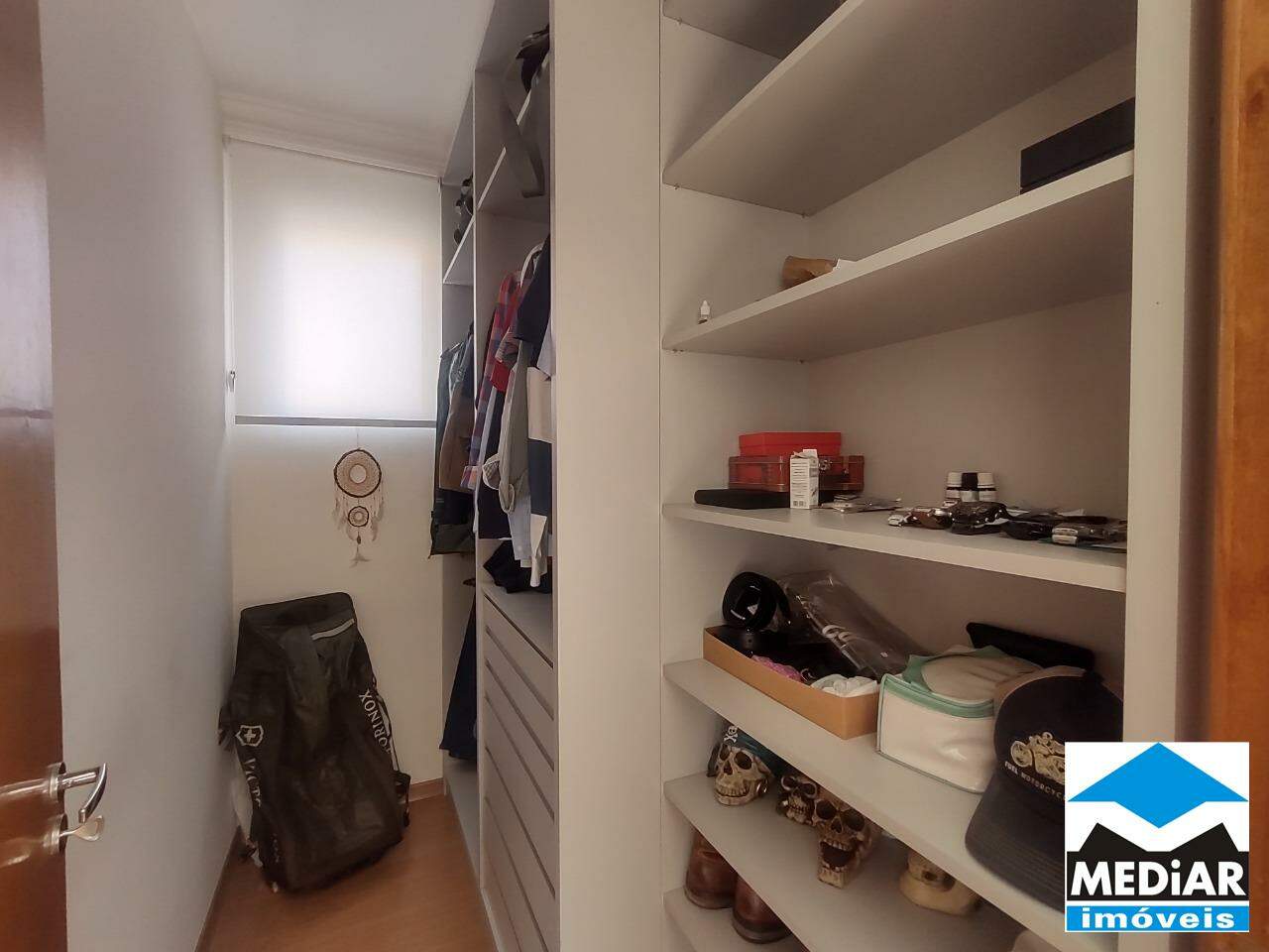 Apartamento à venda com 3 quartos, 97m² - Foto 17