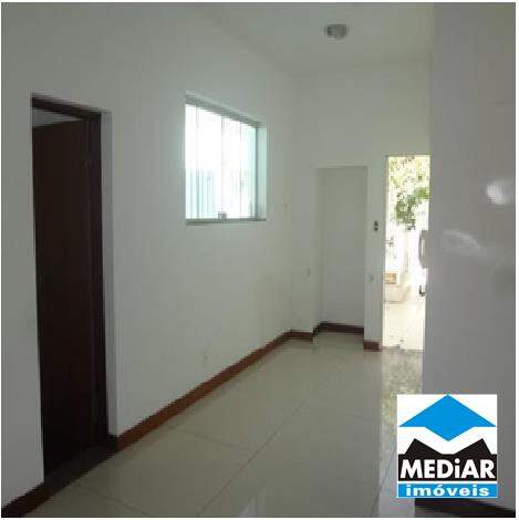 Casa à venda com 3 quartos, 180m² - Foto 9