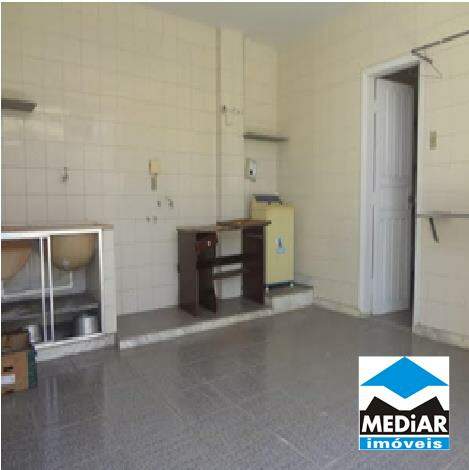 Casa à venda com 3 quartos, 180m² - Foto 11