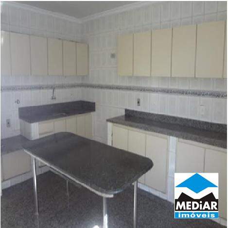 Casa à venda com 3 quartos, 180m² - Foto 10