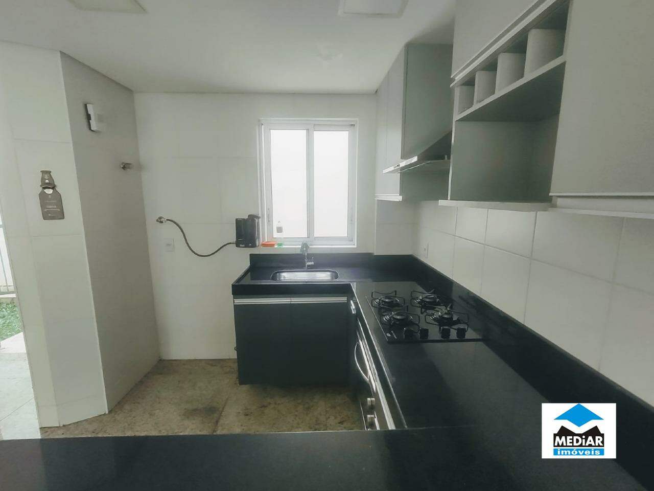 Apartamento para alugar com 2 quartos, 170m² - Foto 10