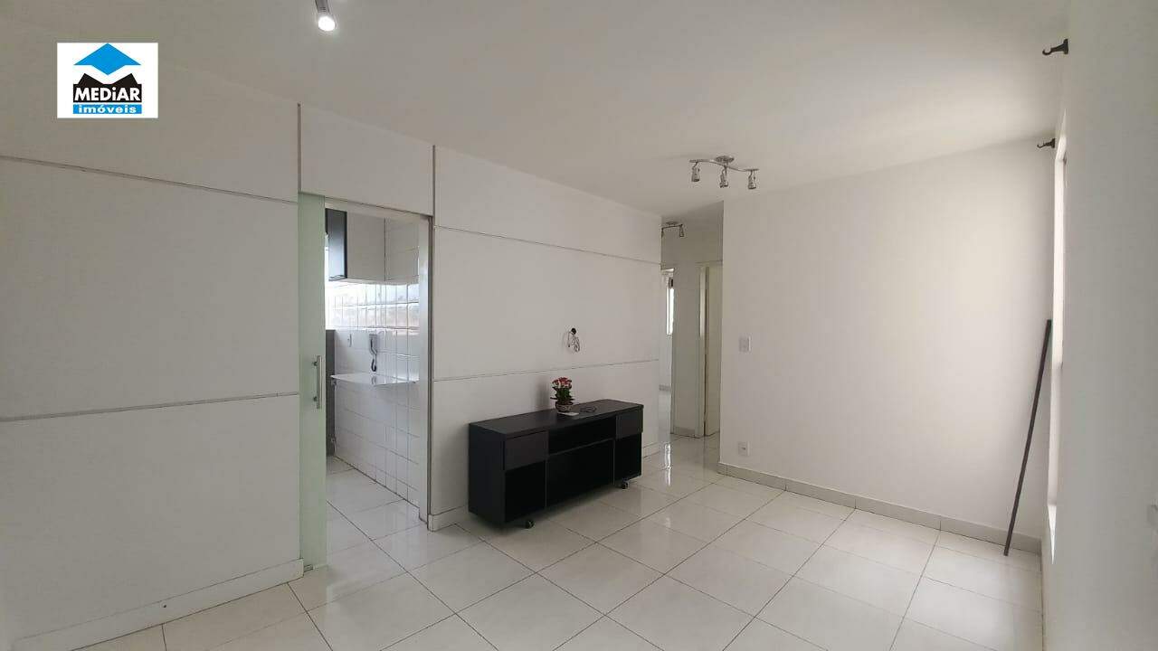 Apartamento para alugar com 3 quartos, 71m² - Foto 1