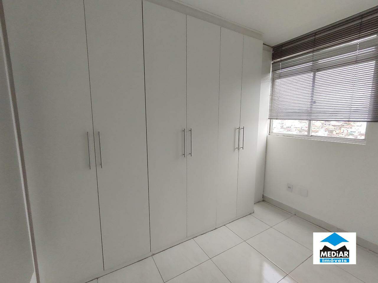 Apartamento para alugar com 3 quartos, 71m² - Foto 4