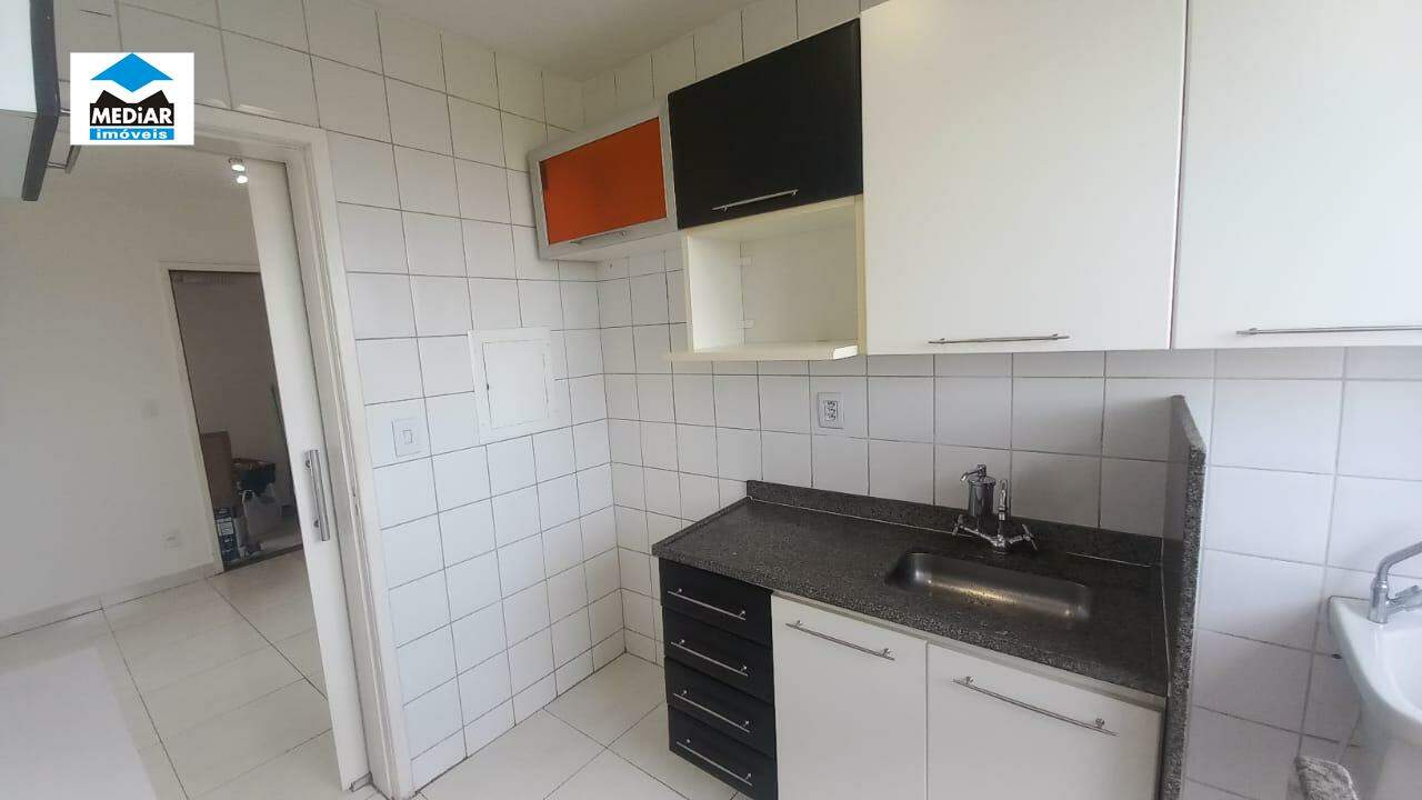 Apartamento para alugar com 3 quartos, 71m² - Foto 17