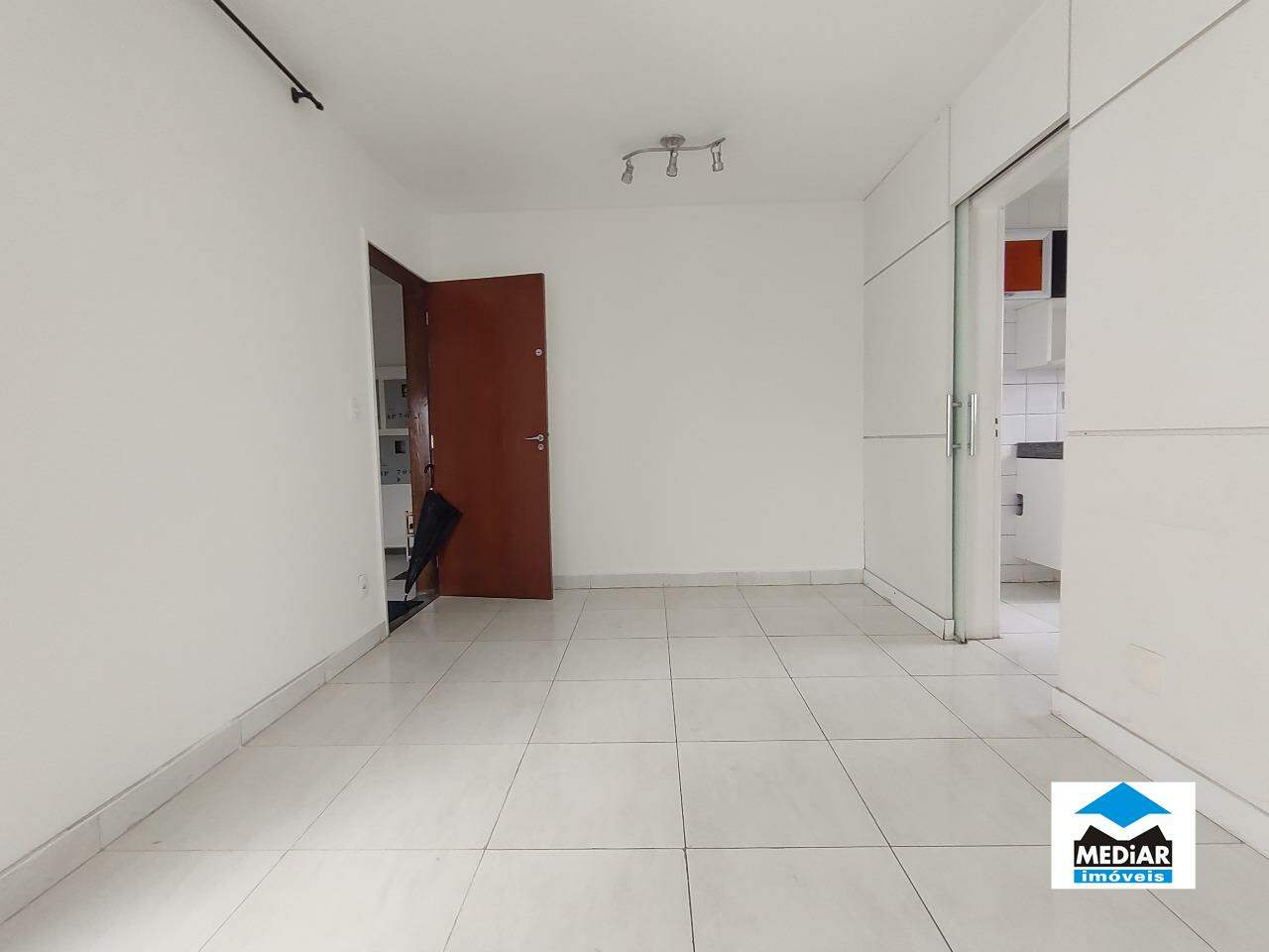 Apartamento para alugar com 3 quartos, 71m² - Foto 1