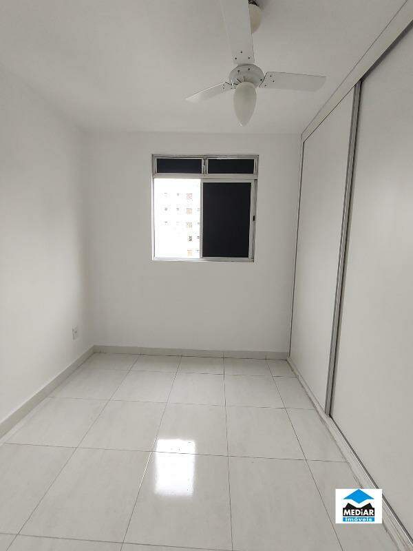 Apartamento para alugar com 3 quartos, 71m² - Foto 7