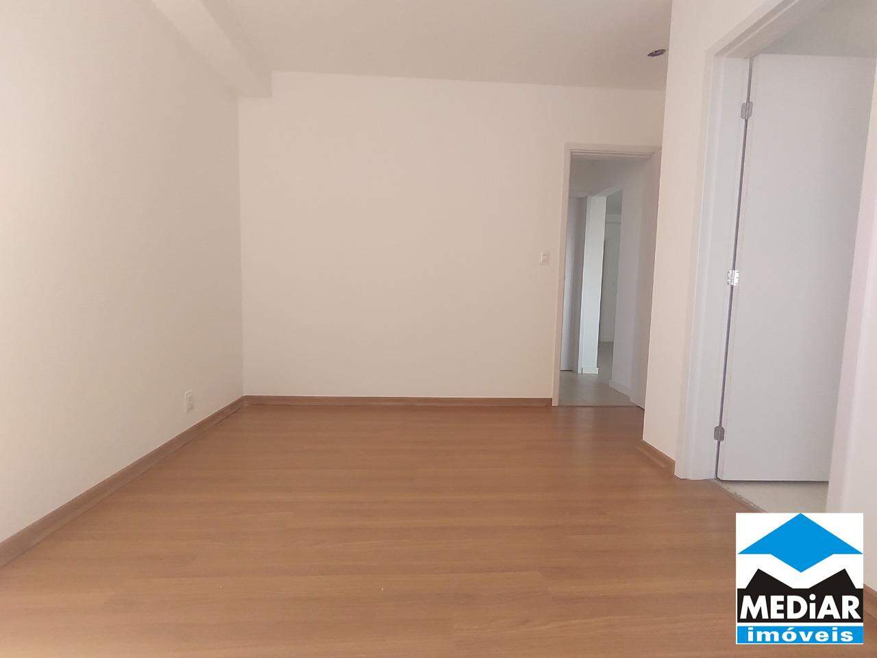 Apartamento à venda com 2 quartos, 65m² - Foto 6