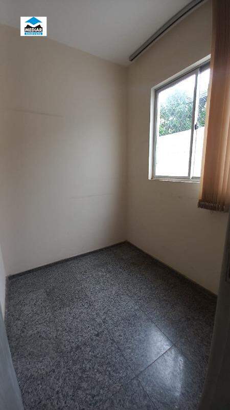 Apartamento para alugar com 3 quartos, 130m² - Foto 22