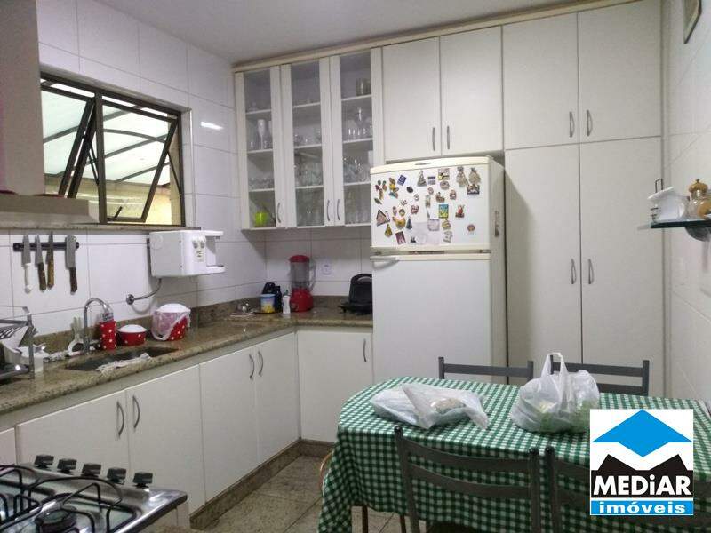 Apartamento à venda com 4 quartos - Foto 13