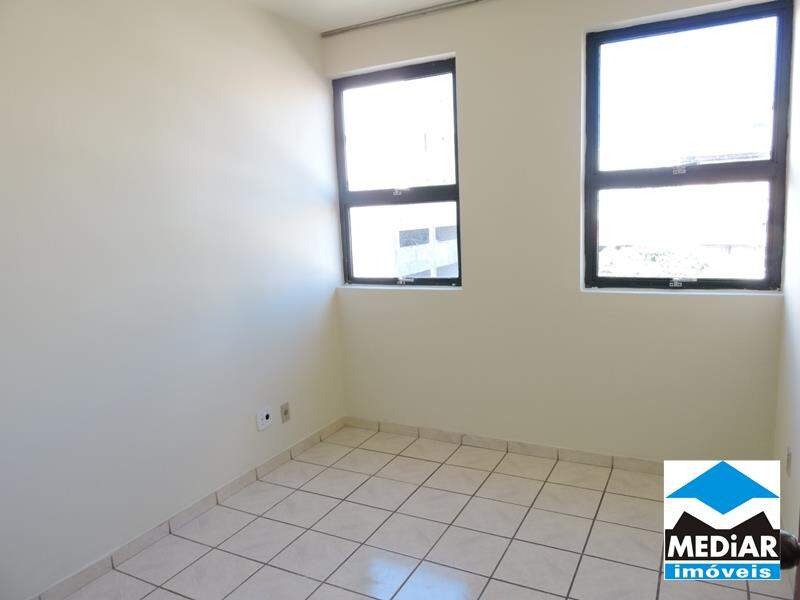 Apartamento à venda com 3 quartos, 85m² - Foto 6