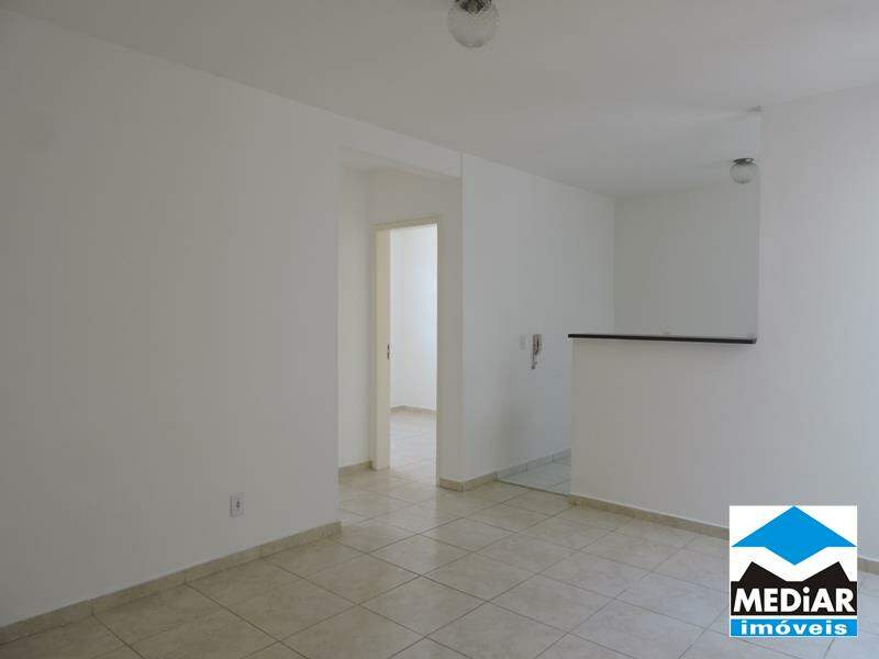 Apartamento para alugar com 2 quartos, 50m² - Foto 4