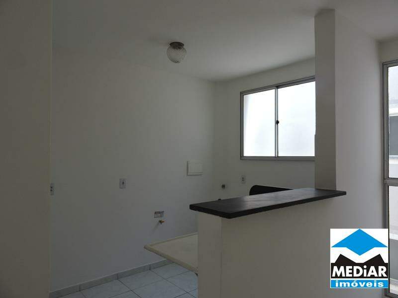 Apartamento para alugar com 2 quartos, 50m² - Foto 8