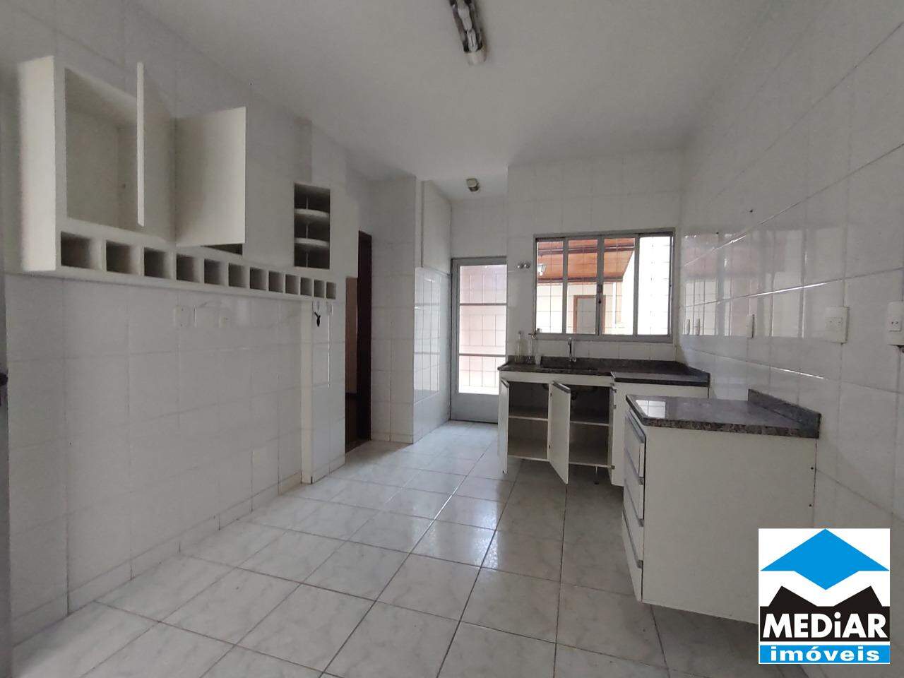 Casa, 3 quartos, 250 m² - Foto 10