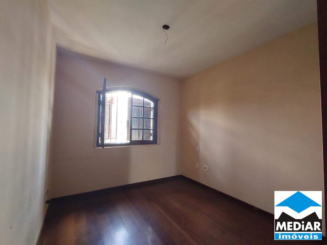 Casa, 3 quartos, 250 m² - Foto 20