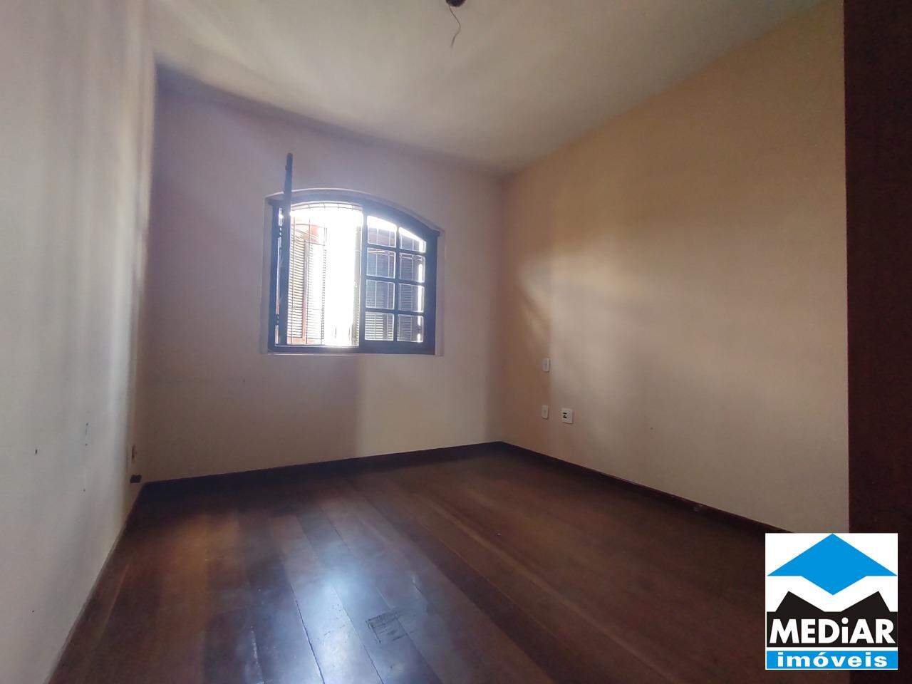 Casa, 3 quartos, 250 m² - Foto 21