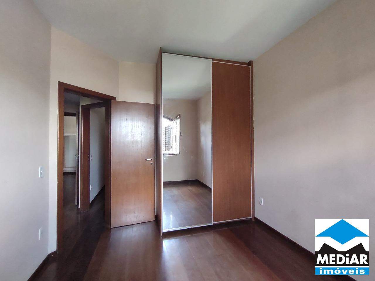 Casa, 3 quartos, 250 m² - Foto 24