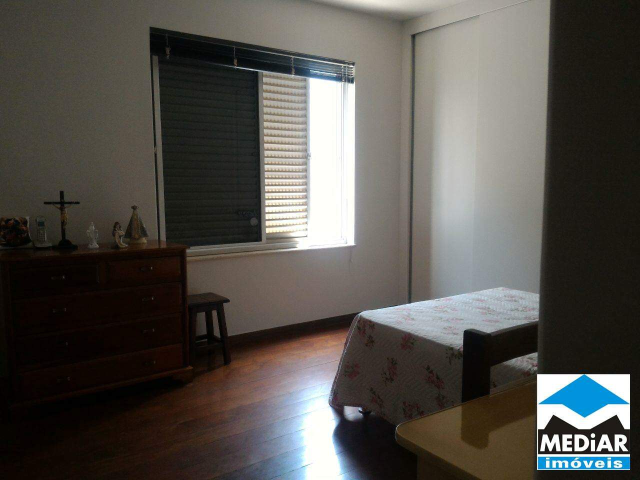 Apartamento à venda com 4 quartos, 210m² - Foto 8