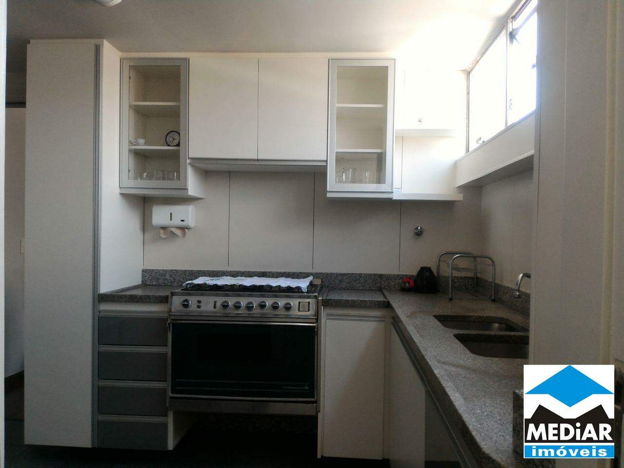 Apartamento à venda com 4 quartos, 210m² - Foto 14