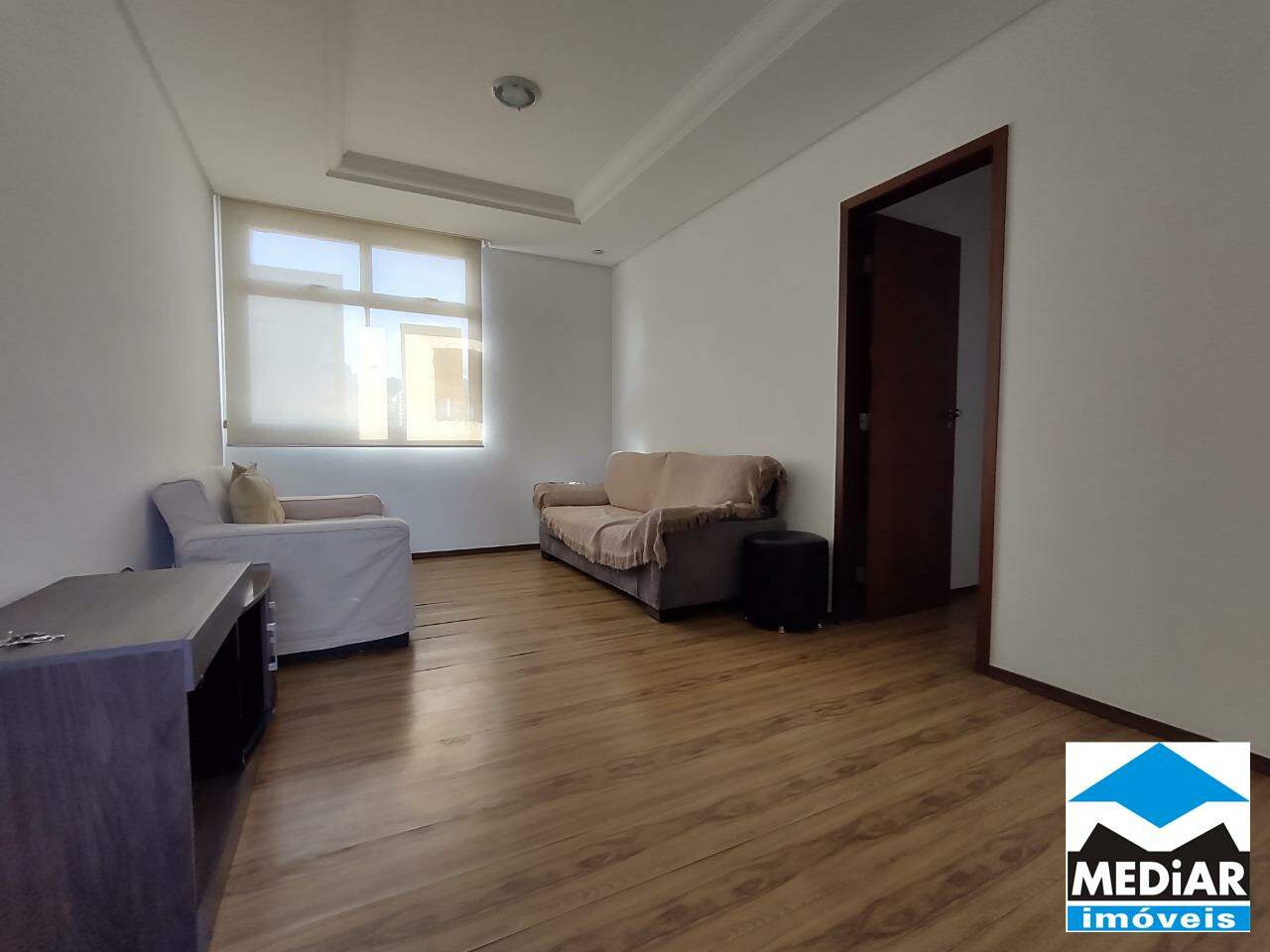 Apartamento à venda com 3 quartos, 76m² - Foto 3