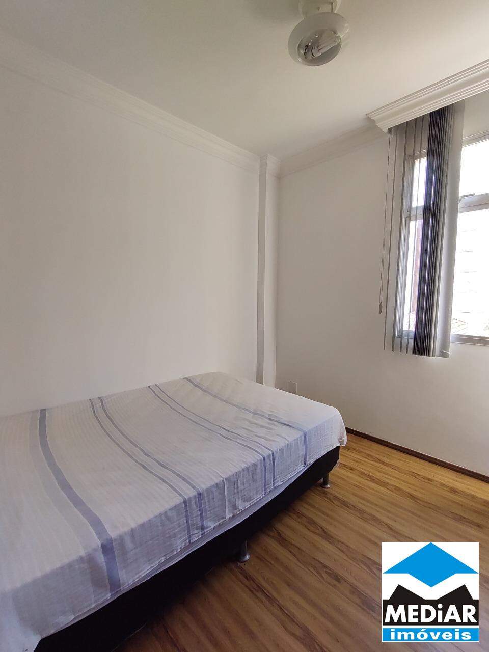 Apartamento à venda com 3 quartos, 76m² - Foto 10