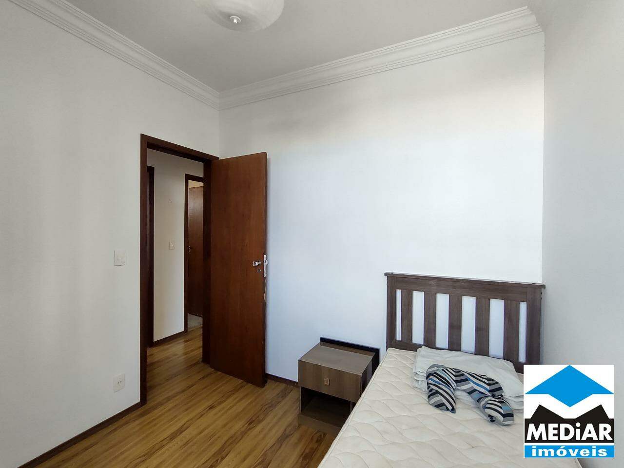 Apartamento à venda com 3 quartos, 76m² - Foto 12